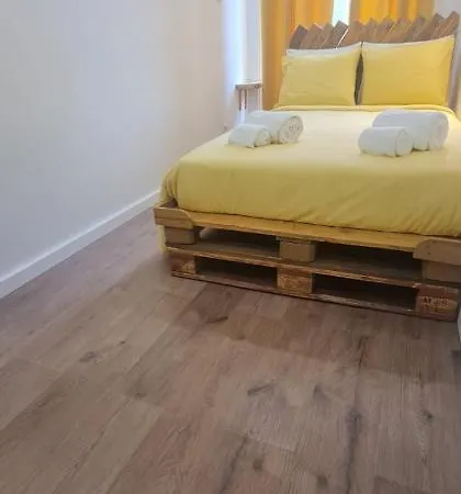 S.soares Yellow Beato Апартаменты *